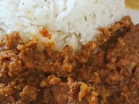 鶏胸肉を刻んで鶏キーマカレー